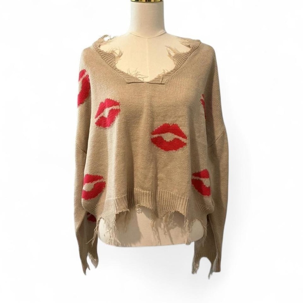 Just Polly Distressed Lip‎ Print Sweater Womens 2X Tan Red Oversized V-Neck